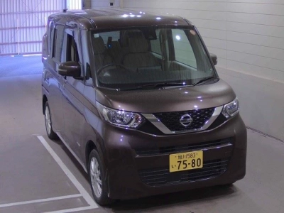 NISSAN ROOX
