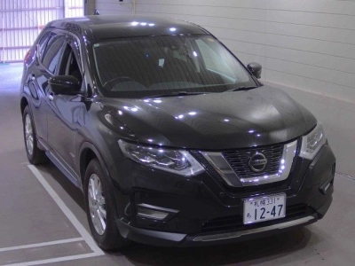 NISSAN X-TRAIL
