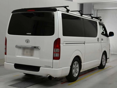 TOYOTA REGIUS VAN