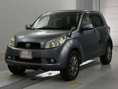 TOYOTA RUSH