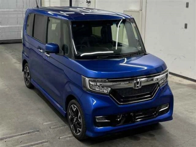 HONDA N BOX CUSTOM