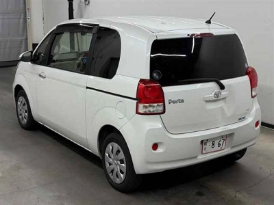 TOYOTA PORTE