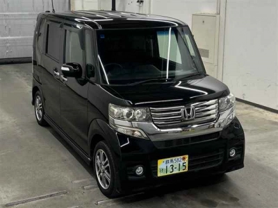 HONDA N BOX CUSTOM
