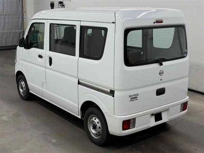 NISSAN NV100 CLIPPER