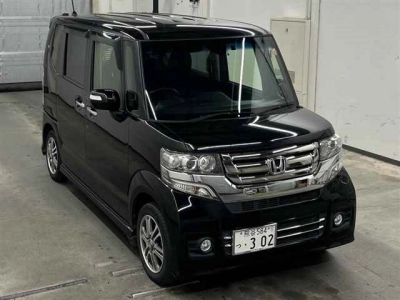 HONDA N BOX CUSTOM