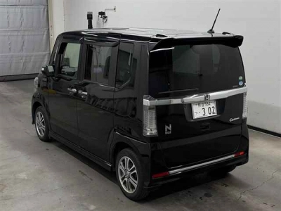 HONDA N BOX CUSTOM