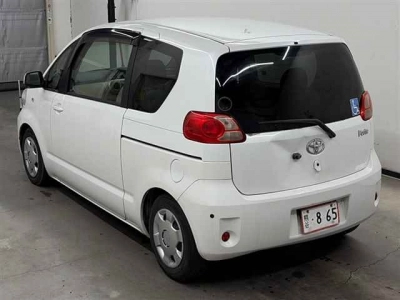 TOYOTA PORTE
