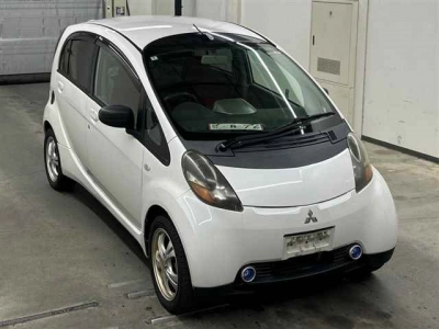 MITSUBISHI I