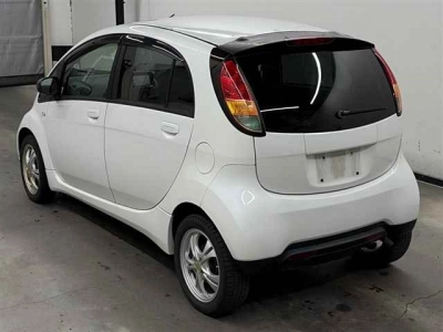 MITSUBISHI I