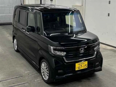 HONDA N BOX CUSTOM