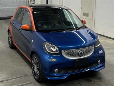SMART FOURFOUR