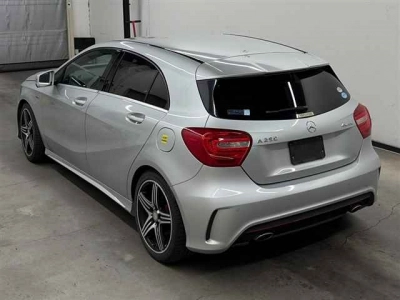 MERCEDES BENZ A CLASS