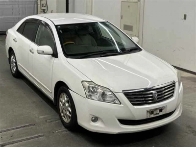 TOYOTA PREMIO