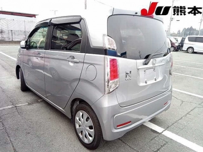 HONDA N-WGN