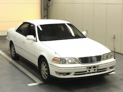 TOYOTA MARK II