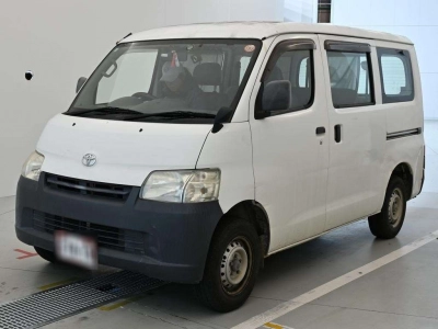TOYOTA TOWN ACE VAN