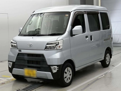 TOYOTA PIXIS VAN