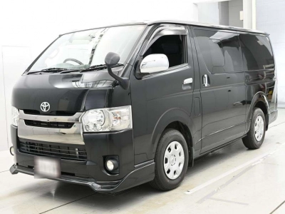TOYOTA REGIUS VAN