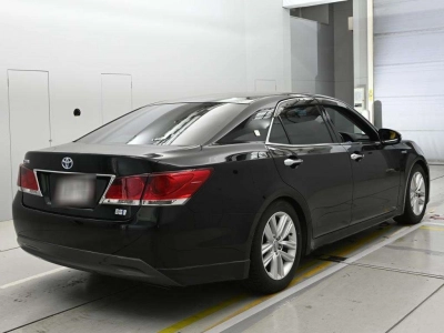 TOYOTA CROWN HYBRID