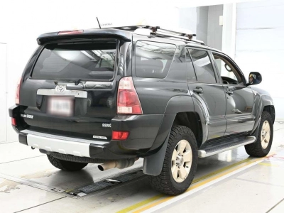 TOYOTA HILUX SURF