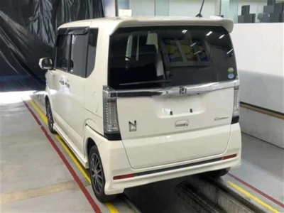HONDA N BOX CUSTOM