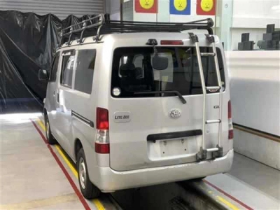 TOYOTA LITE ACE VAN