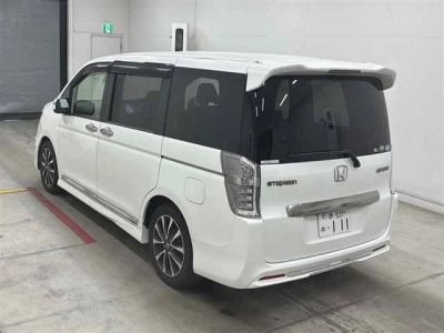 HONDA STEPWGN SPADA