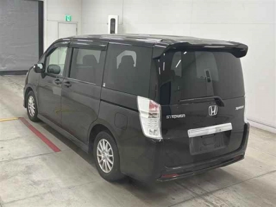 HONDA STEPWGN SPADA