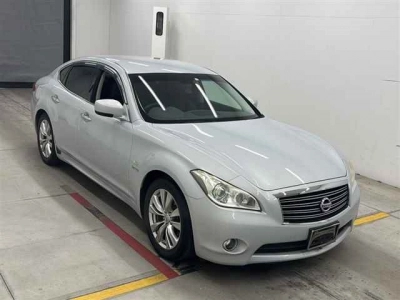 NISSAN FUGA HYBRID