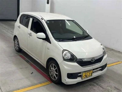 TOYOTA PIXIS EPOCH