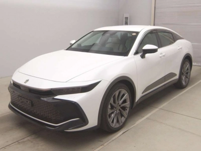 TOYOTA CROWN CROSSOVER