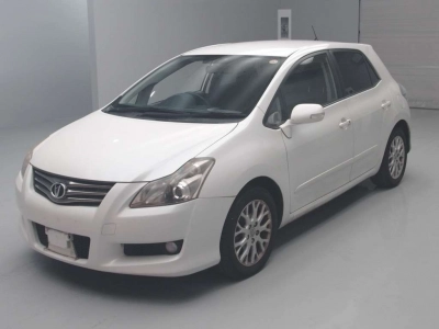 TOYOTA BLADE