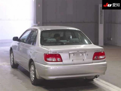 TOYOTA CARINA