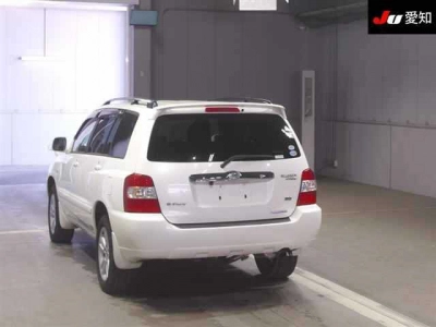 TOYOTA KLUGER