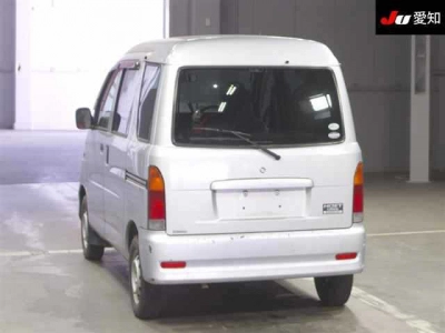 DAIHATSU HIJET VAN