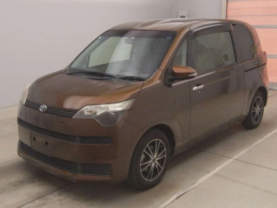 TOYOTA SPADE