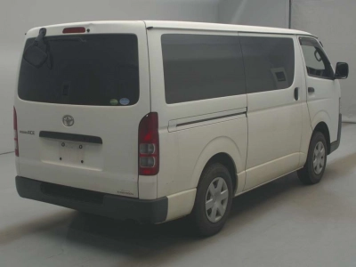 TOYOTA REGIUS VAN