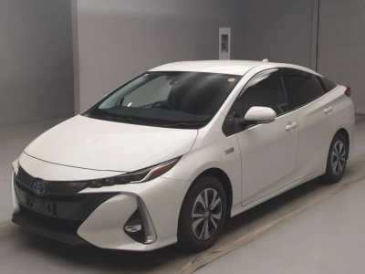 TOYOTA PRIUS PHV