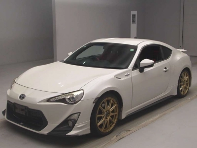 TOYOTA 86