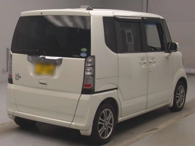 HONDA N BOX +
