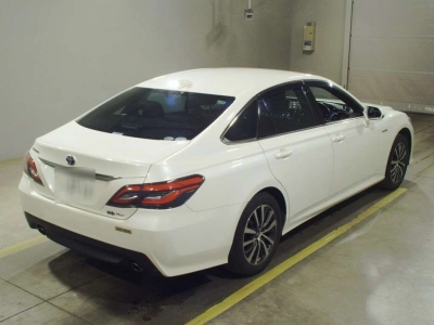 TOYOTA CROWN HYBRID