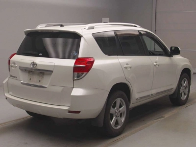 TOYOTA VANGUARD