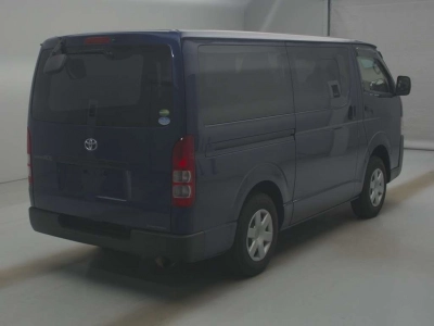 TOYOTA REGIUS VAN