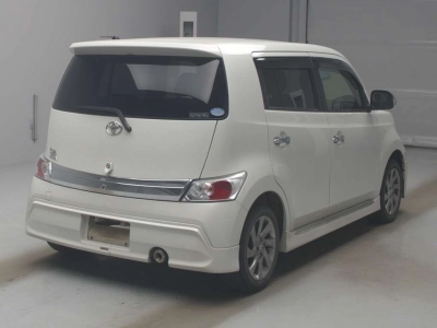 TOYOTA BB