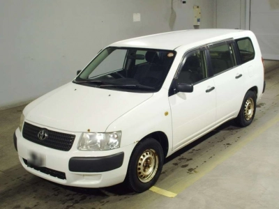 TOYOTA SUCCEED VAN