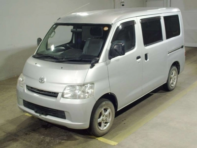 TOYOTA TOWN ACE VAN