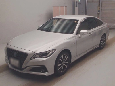 TOYOTA CROWN HYBRID