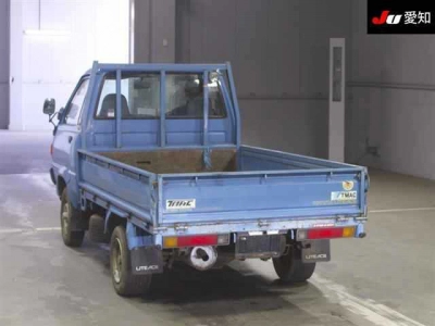 TOYOTA LITE ACE TRUCK