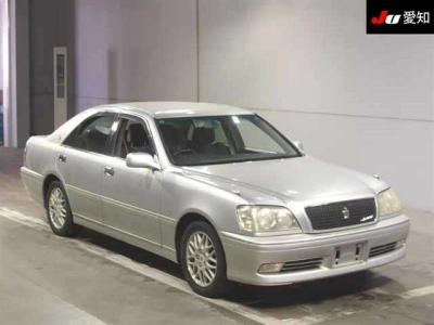 TOYOTA CROWN ATHLETE