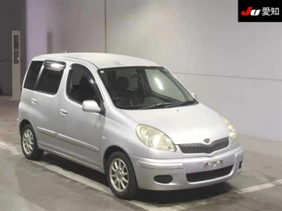 TOYOTA FUN CARGO